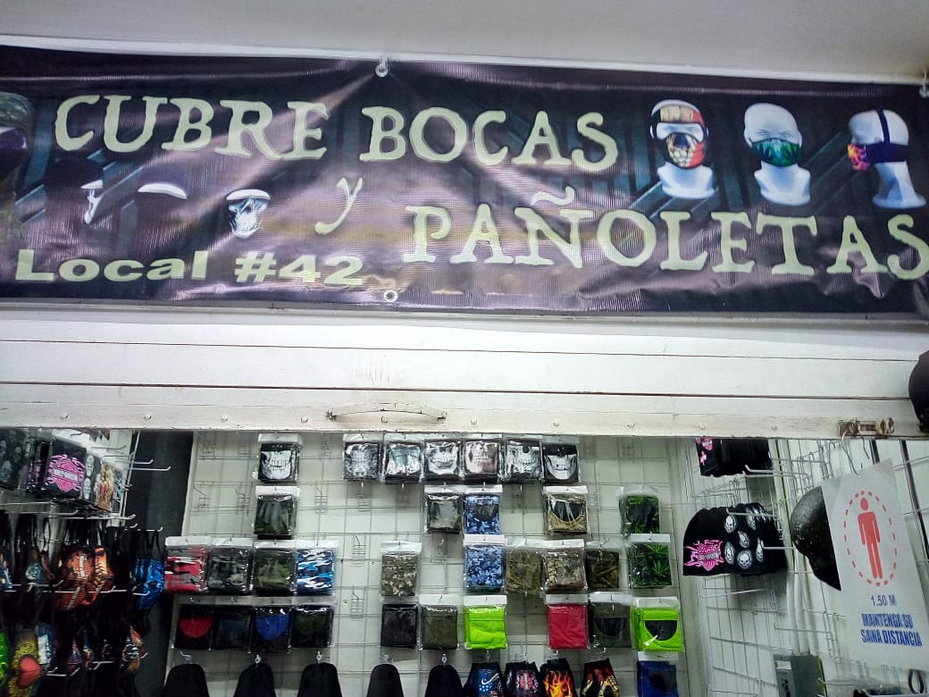 Cubre bocas y pañoletas