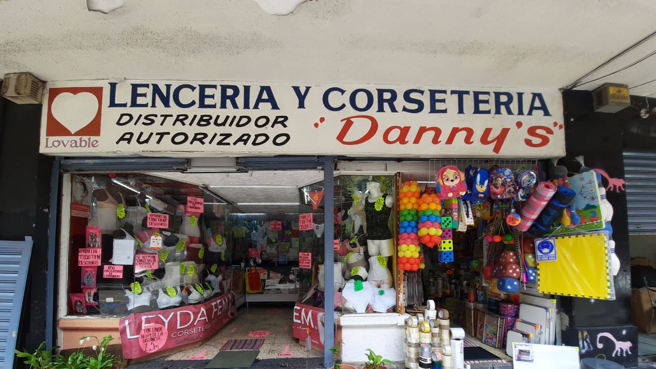 Lencería Danny's 